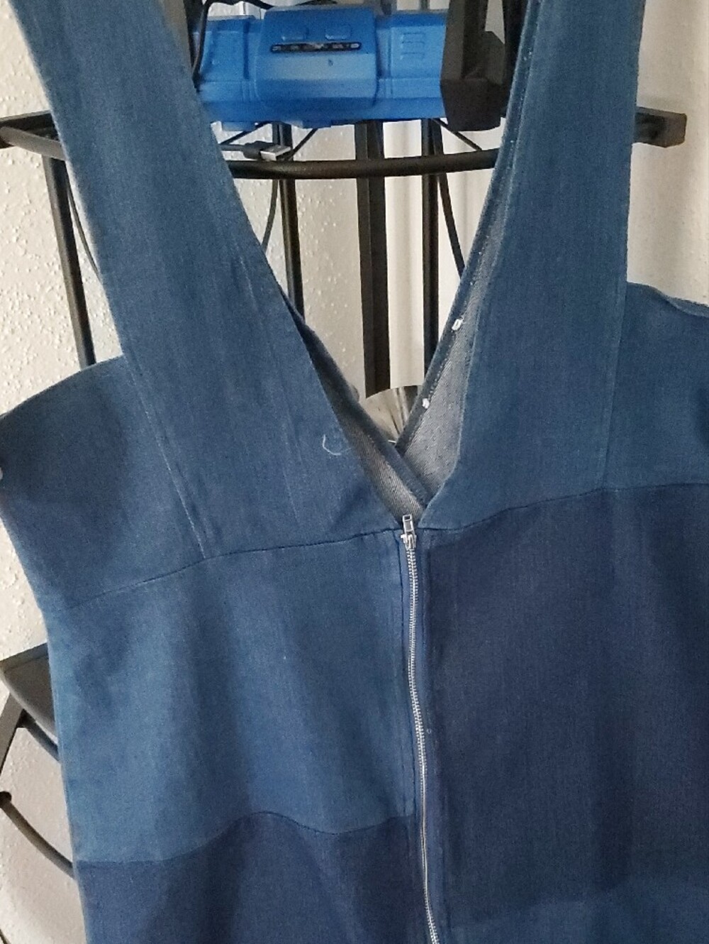 Deep V-Neck Blue Mini Dress - Picture 6 of 7